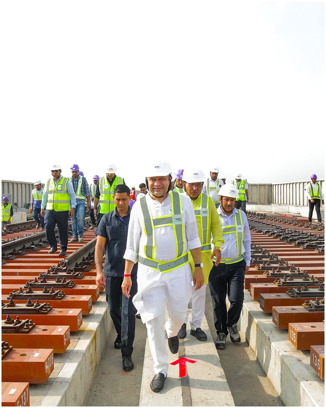 Shri Vivek Gupta Kumar, MD of NHSRCL inspected track construction base and The Track Slab Manufacturing Facility in Anand, Gujarat_2